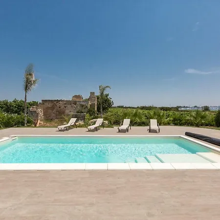 Giulia Luxury By Barbarhouse Villa Leverano